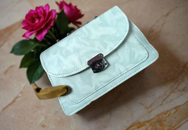 Women's Wallet [Contact Us On Whatsapp Before Placing Order]
